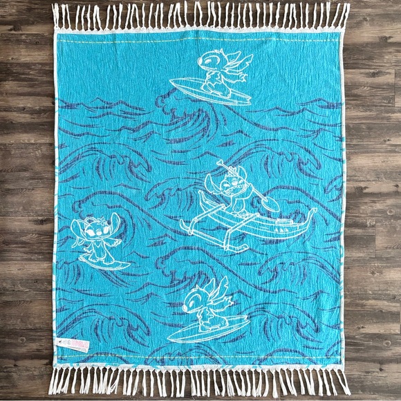 Disney Parks Lilo & Stitch Woven Throw Blanket Plaid Manta NWOT - Picture 3 of 15